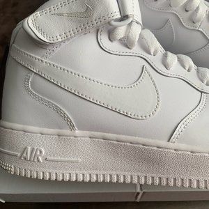 NIKE AIR FORCE 1 MID '07